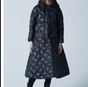 TAION City Down Skirt Black Quilted Women's Skirt